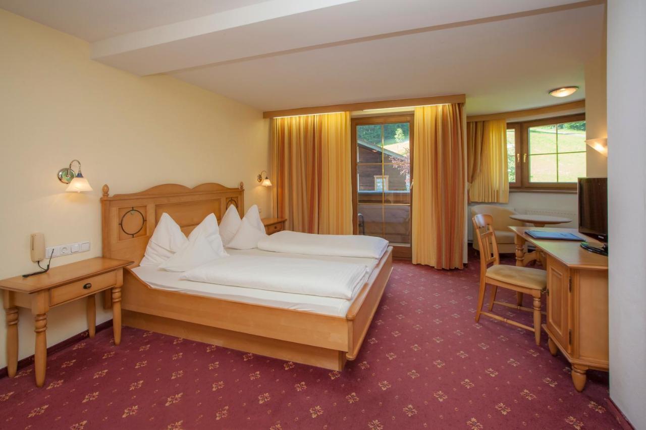 Hotel-Gasthof Zur Schonen Aussicht Sankt Johann in Tirol Habitación foto